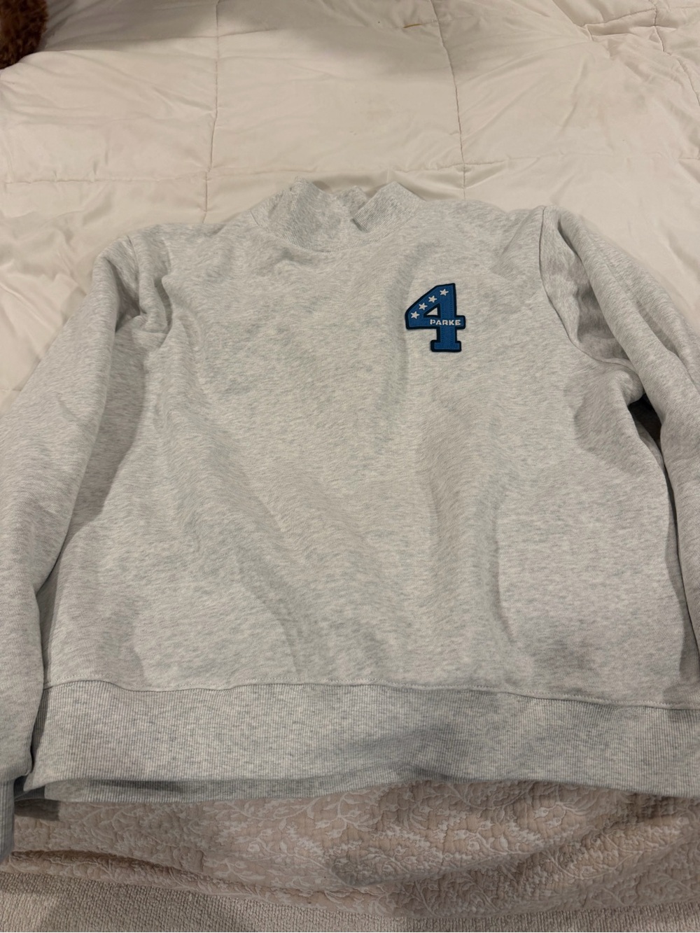 Parke Light Gray Sweatshirt with Blue '4' Patch